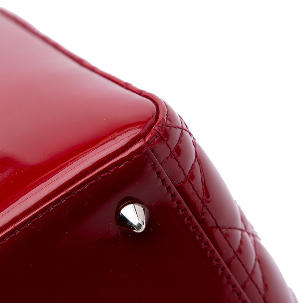 Pre-Loved Dior Medium Patent Cannage Lady Dior - Picture 8 of 10